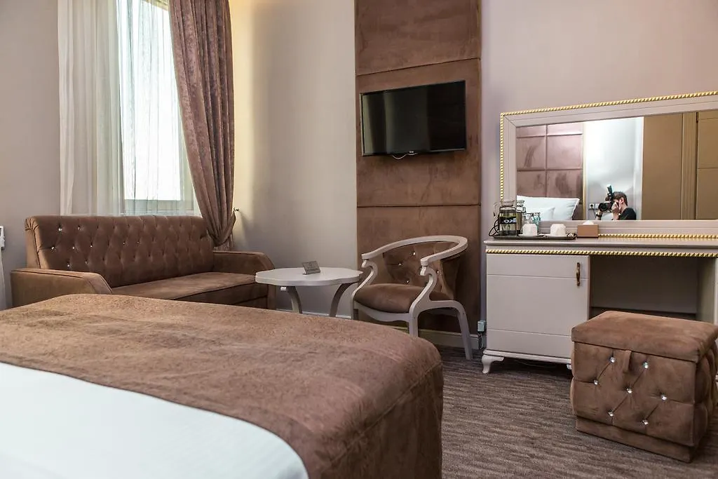 Grand Sapphire Hotel Almaty 4*,  Kazakhstan